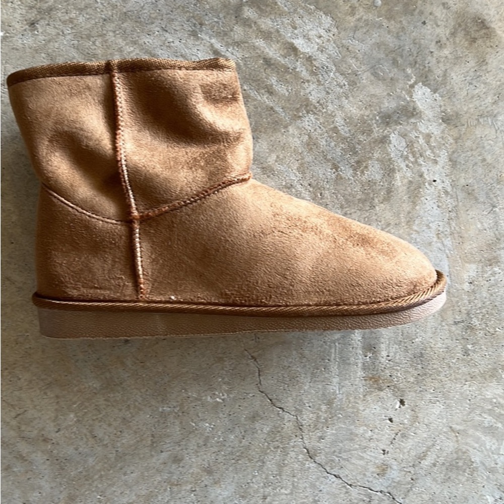 Brand New Boots- $25 Size 8